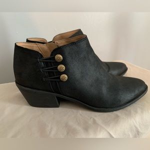 Women’s Pixie Black Traveler shoes size 8 1/2